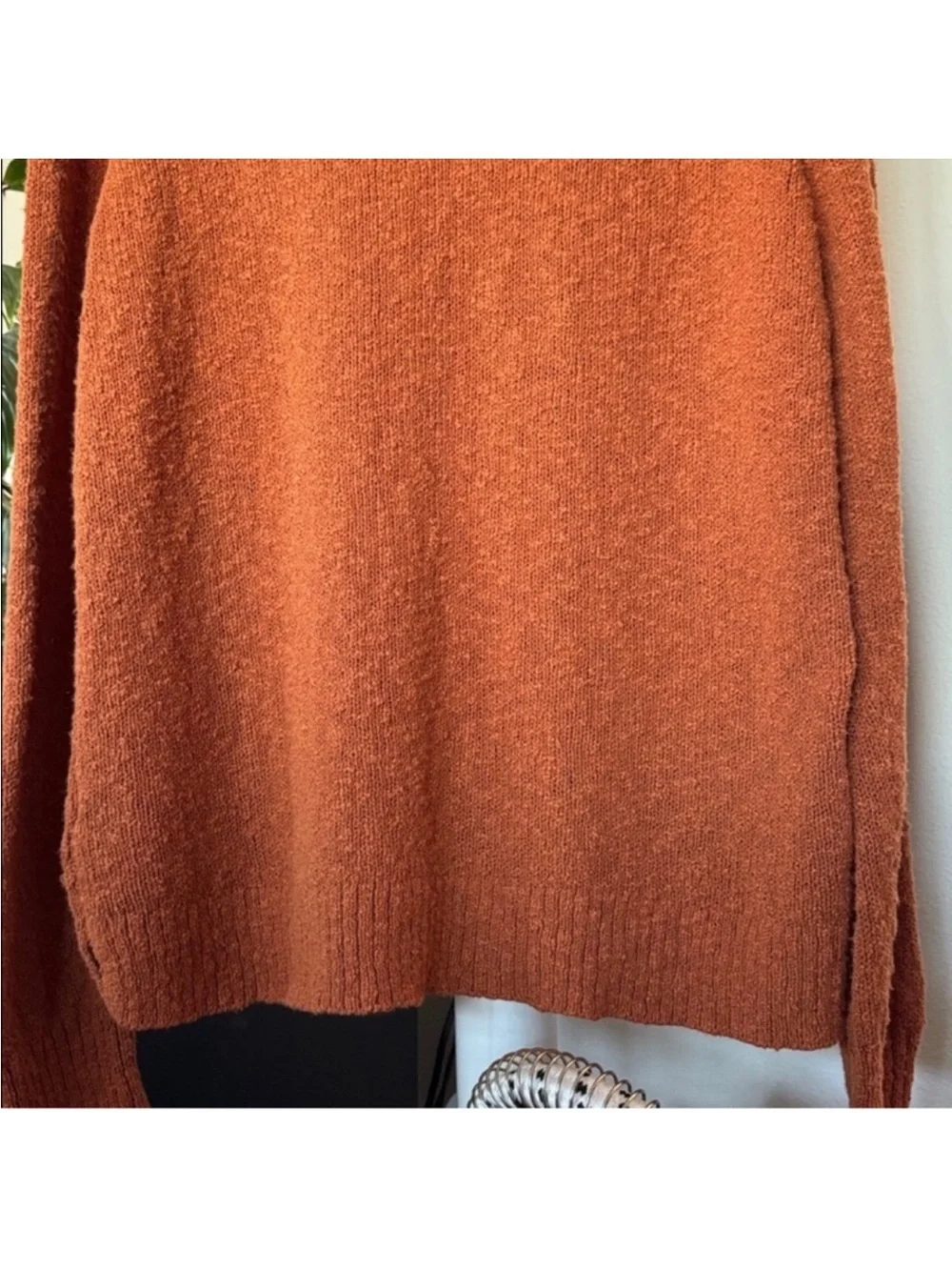 J Crew Brown Copper Knit V Neck Sweater Sz L side slits